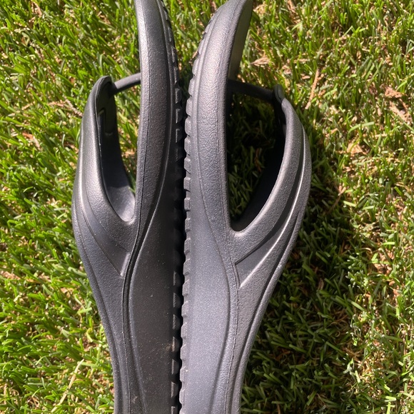 Sketchers Black Foamies flip-flops Sz 5 - Picture 3 of 5